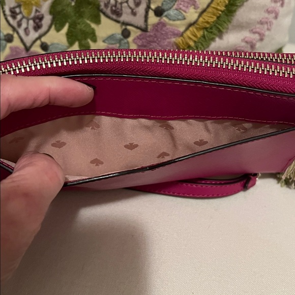 NWOT Kate Spade Staci Large Carryall Wristlet (Retail $239) - Picture 10 of 13